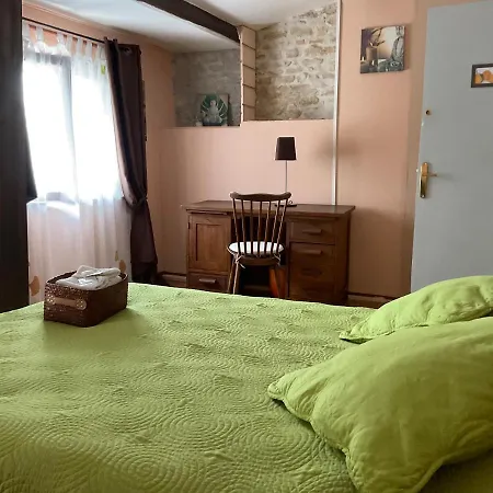 Πανσιόν Chambres, Table D'hotes Et Les Mesanges