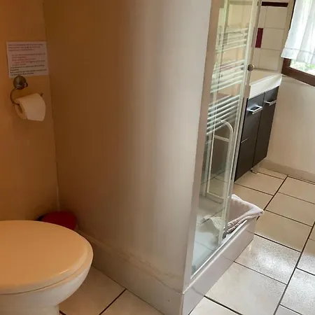 Πανσιόν Chambres, Table D'hotes Et Les Mesanges