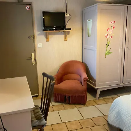 Chambres, Table D'hotes Et Les Mesanges