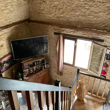 Chambres, Table D'hotes Et Les Mesanges Gasthof