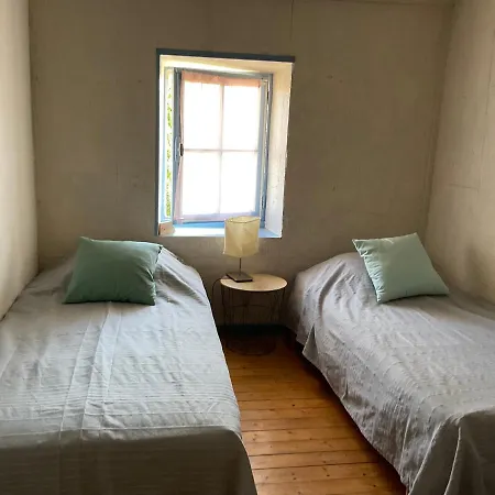 Πανσιόν Chambres, Table D'hotes Et Les Mesanges Saint-Jean-de-Sauves