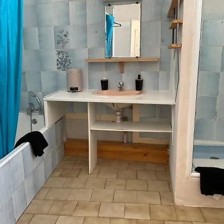 Chambres, Table D'hotes Et Les Mesanges Guest house Saint-Jean-de-Sauves