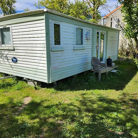 Πανσιόν Chambres, Table D'hotes Et Les Mesanges Saint-Jean-de-Sauves