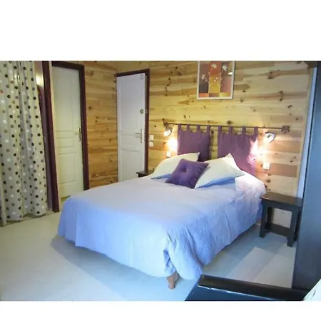 Chambres, Table D'hotes Et Les Mesanges Saint-Jean-de-Sauves