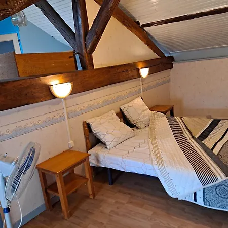 Chambres, Table D'hotes Et Les Mesanges