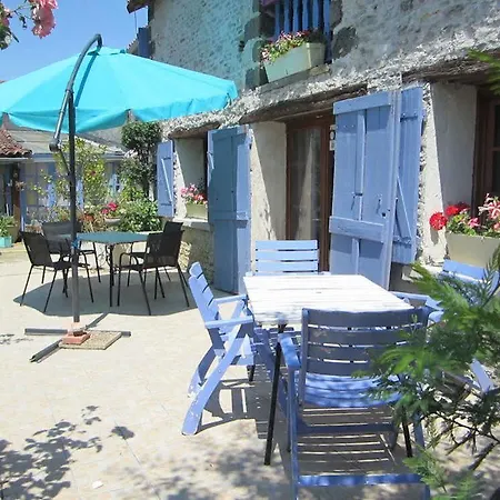 Chambres, Table D'hotes Et Les Mesanges 3* Saint-Jean-de-Sauves